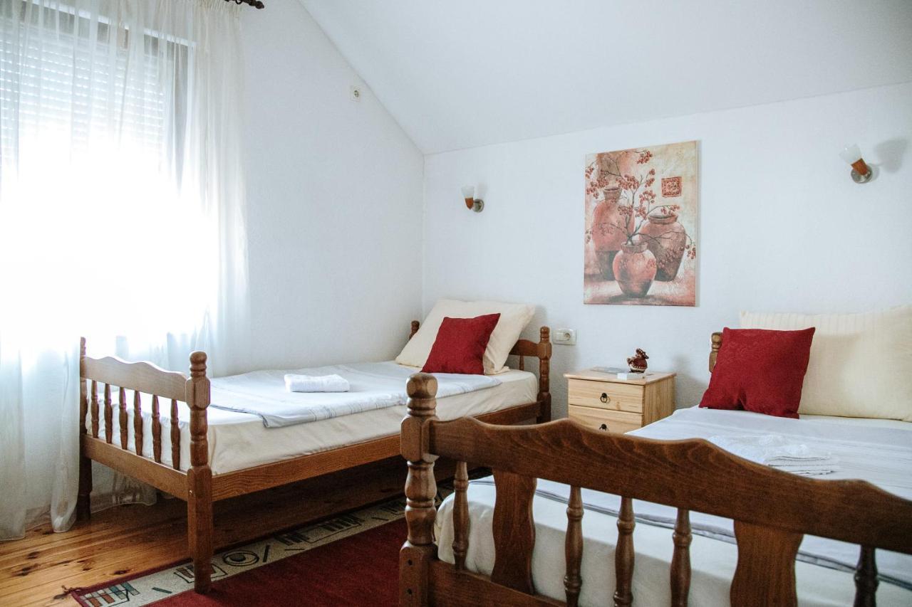 Apartment Ikar Mostar Eksteriør billede